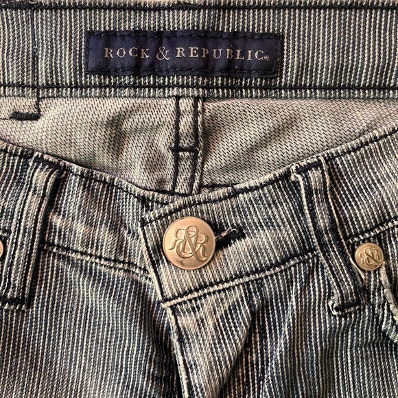 Rock & Republic sexy low rise jeans 🎸🎸🎸 - Picture 8 of 9